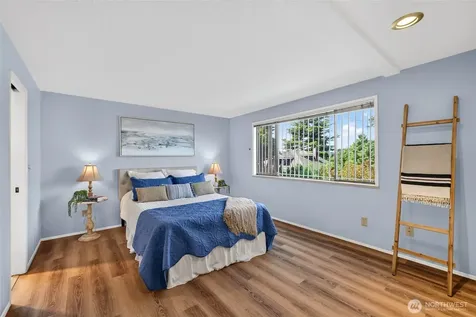 317 Kennebeck Avenue S Kent WA 98030