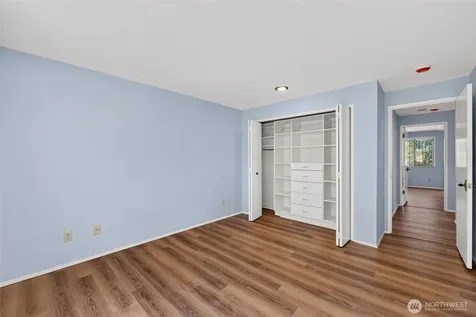 317 Kennebeck Avenue S Kent WA 98030