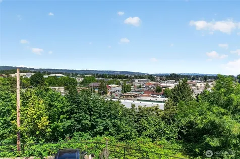 317 Kennebeck Avenue S Kent WA 98030