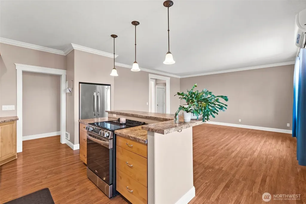 1480 Pacific Avenue Raymond WA 98577