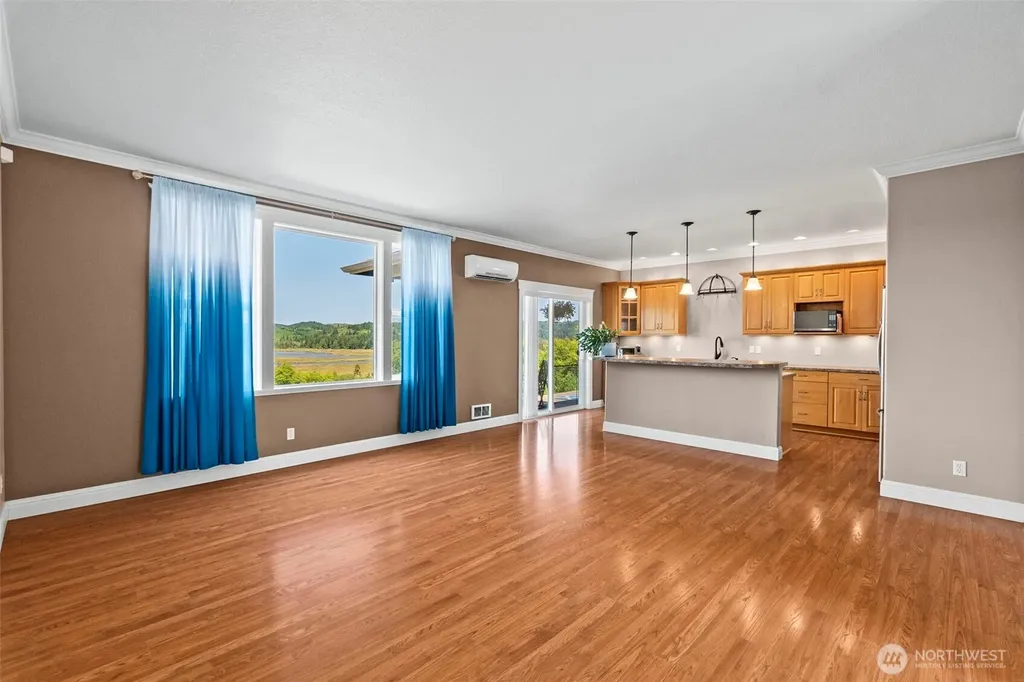 1480 Pacific Avenue Raymond WA 98577