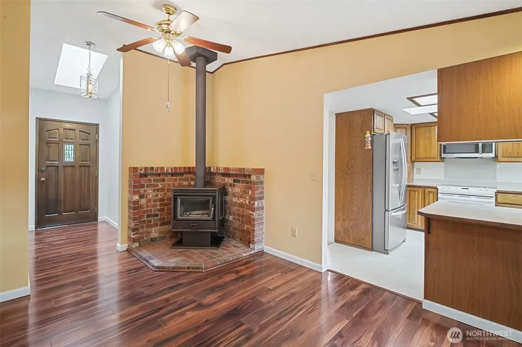 9219 Donna Court SE Olympia WA 98513