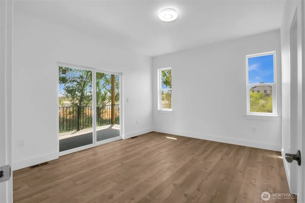419 5th Ave SE Quincy WA 98848