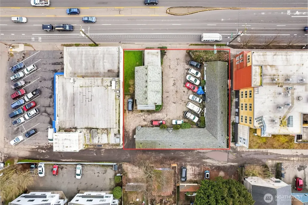 10531 Aurora Avenue N Seattle WA 98133