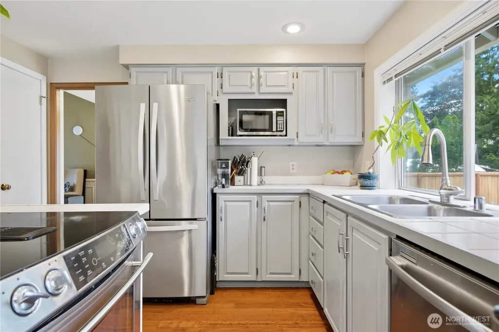 4560 186th Avenue SE Issaquah WA 98027
