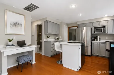 4560 186th Avenue SE Issaquah WA 98027