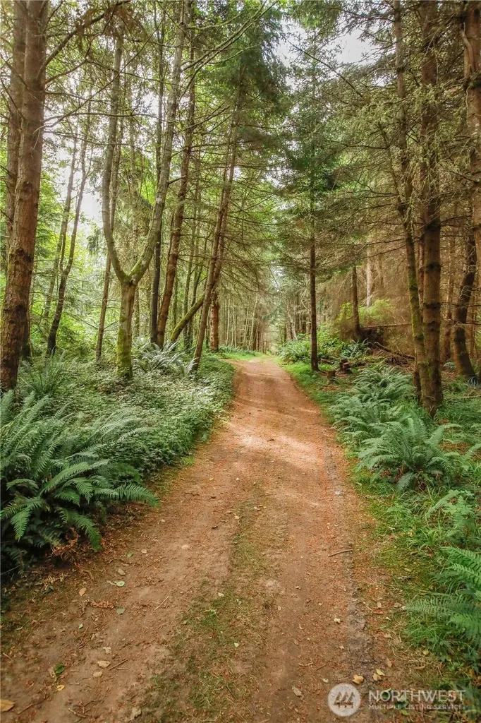710 Island Ridge Way Coupeville WA 98239