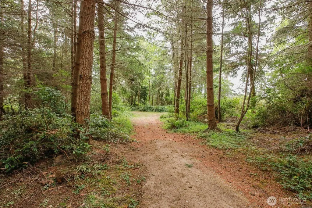 710 Island Ridge Way Coupeville WA 98239