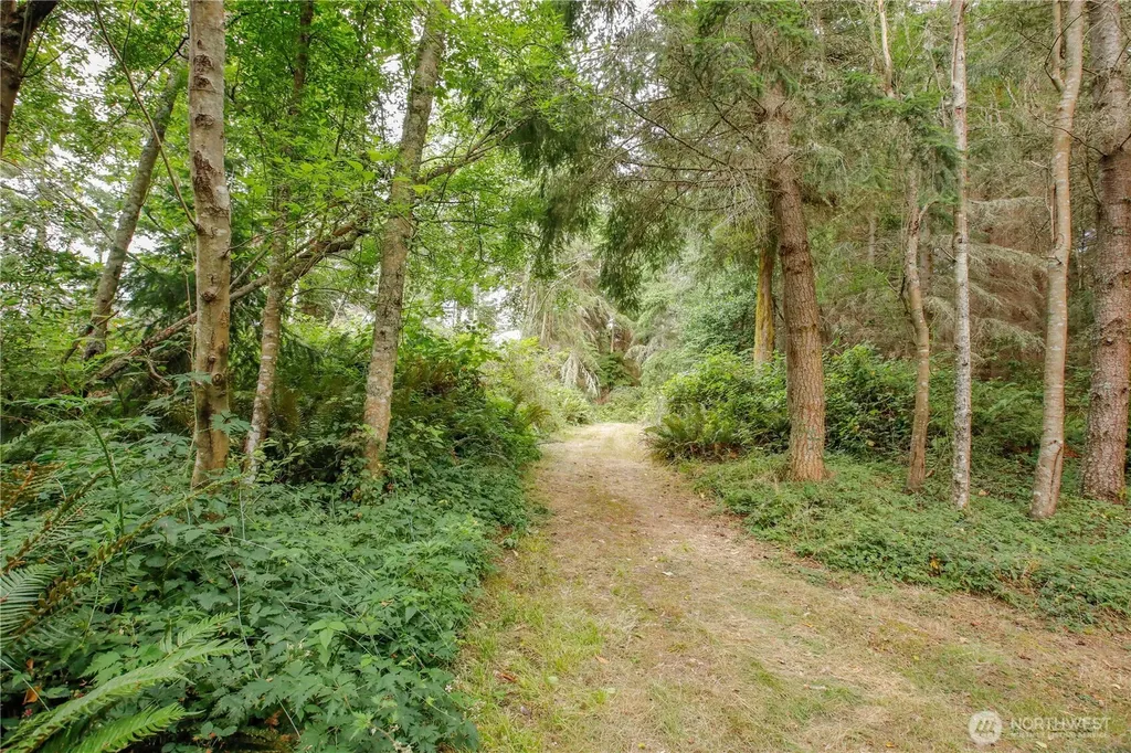 710 Island Ridge Way Coupeville WA 98239