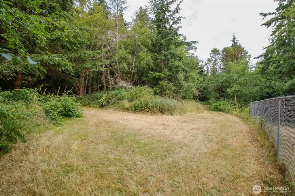 710 Island Ridge Way Coupeville WA 98239