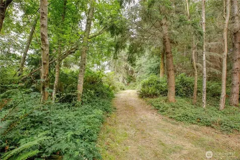 710 Island Ridge Way Coupeville WA 98239