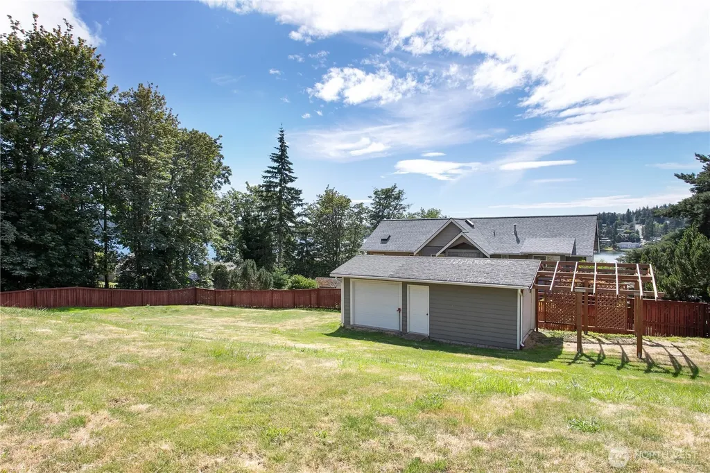 4920 Academy Road Bellingham WA 98226
