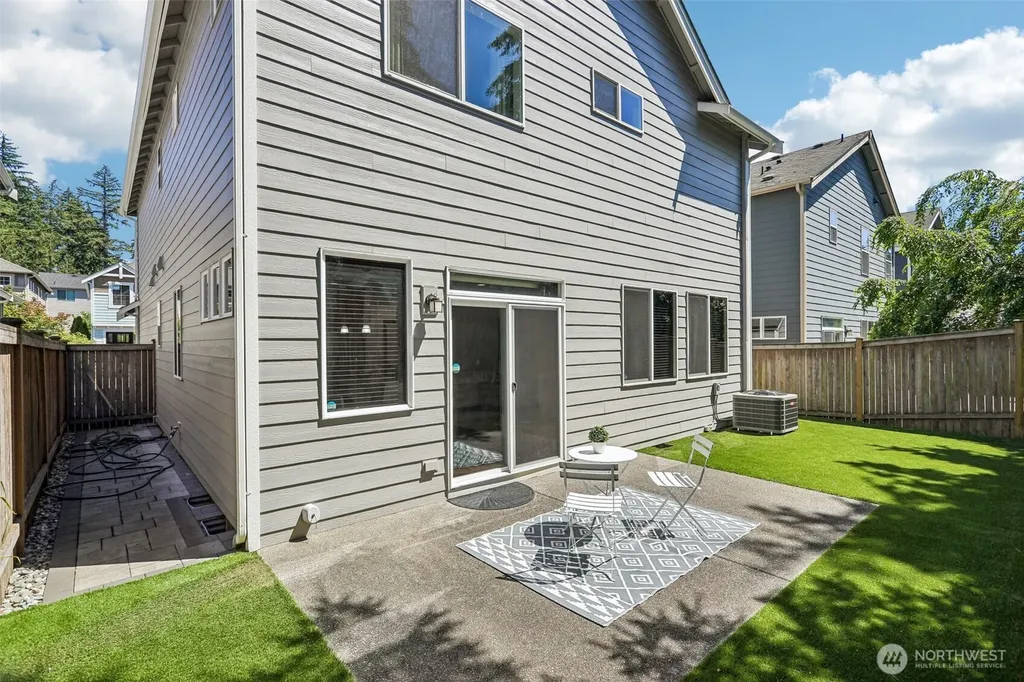 19632 2nd Dr SE Bothell WA 98012