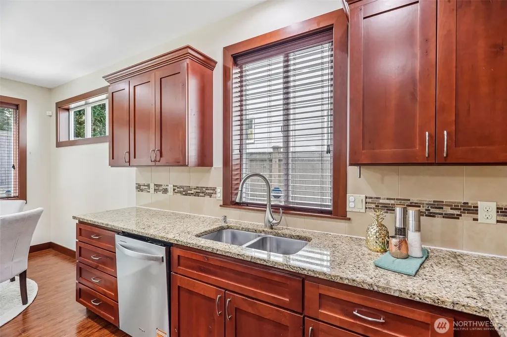 19632 2nd Dr SE Bothell WA 98012