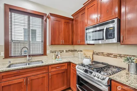 19632 2nd Dr SE Bothell WA 98012
