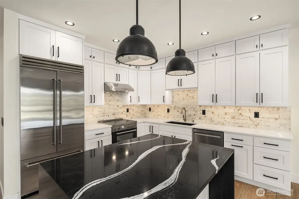 16226 E Shore Drive Lynnwood WA 98087
