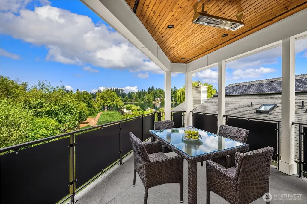 16226 E Shore Drive Lynnwood WA 98087