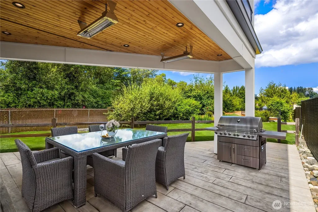 16226 E Shore Drive Lynnwood WA 98087