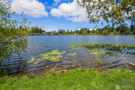 16226 E Shore Drive Lynnwood WA 98087