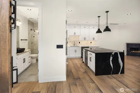 16226 E Shore Drive Lynnwood WA 98087
