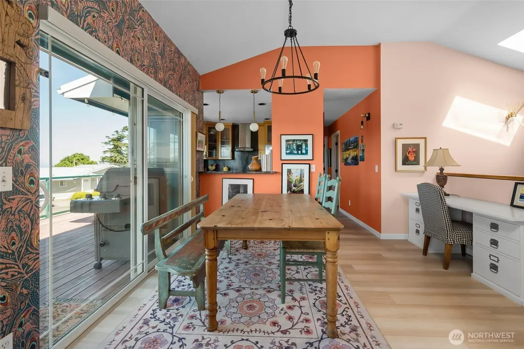 682 El Prado Avenue Coupeville WA 98239