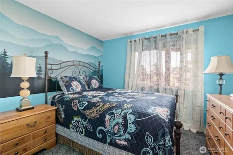682 El Prado Avenue Coupeville WA 98239