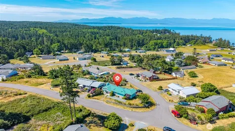 682 El Prado Avenue Coupeville WA 98239