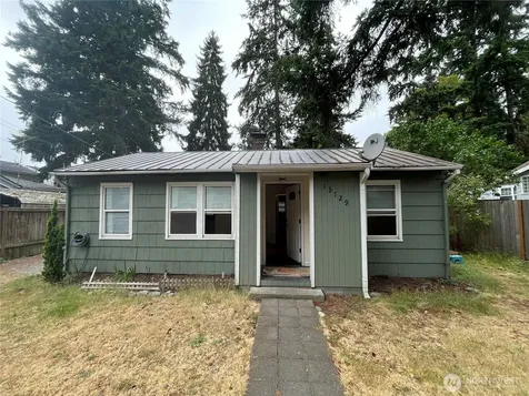 13729 Stone Avenue N Seattle WA 98133