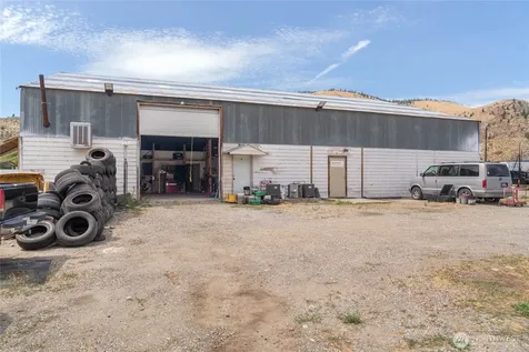14379 Us Hwy 97a Entiat WA 98822