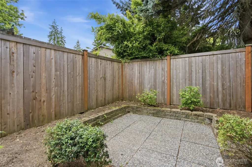 11505 112th Court NE Kirkland WA 98033