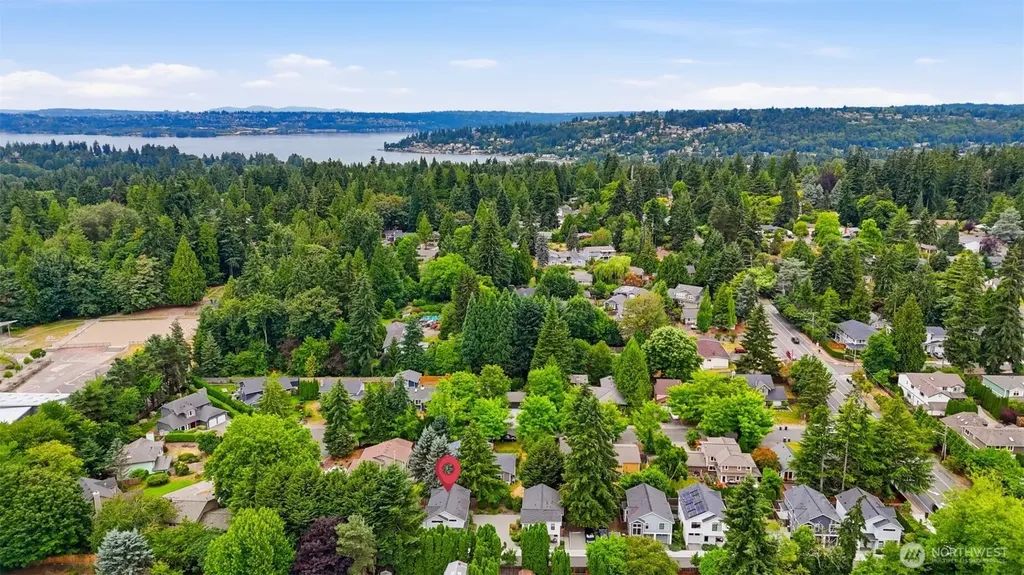 11505 112th Court NE Kirkland WA 98033