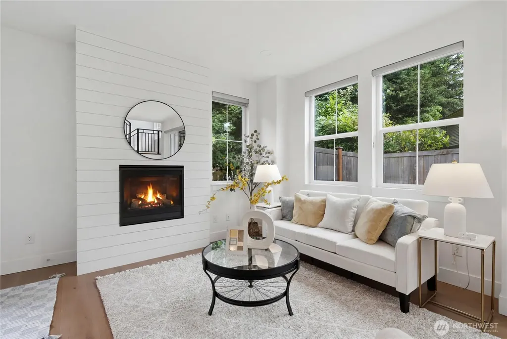 11505 112th Court NE Kirkland WA 98033