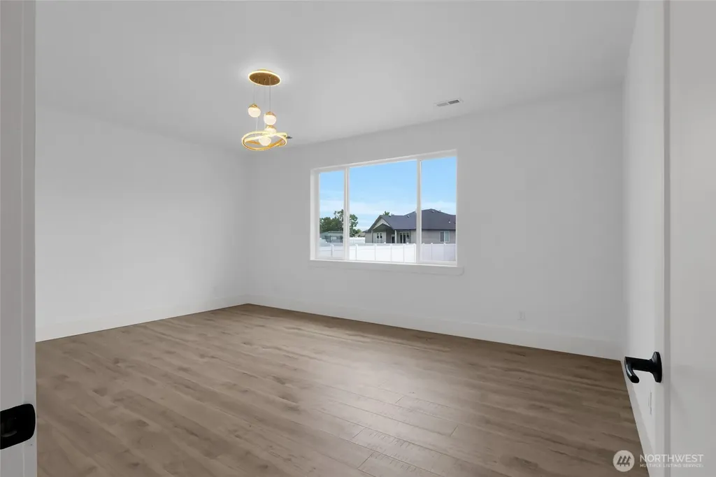 6425 Road 2.15 NE Moses Lake WA 98837