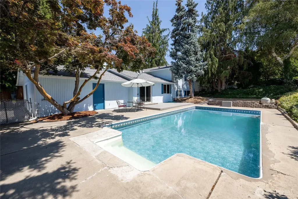 1400 Bel Air Drive East Wenatchee WA 98802