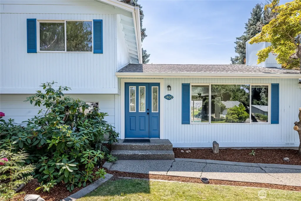 1400 Bel Air Drive East Wenatchee WA 98802