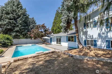 1400 Bel Air Drive East Wenatchee WA 98802