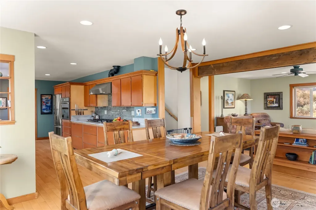 494 Rendezvous Road Winthrop WA 98862