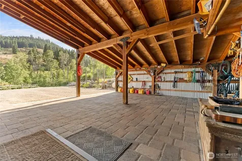494 Rendezvous Road Winthrop WA 98862