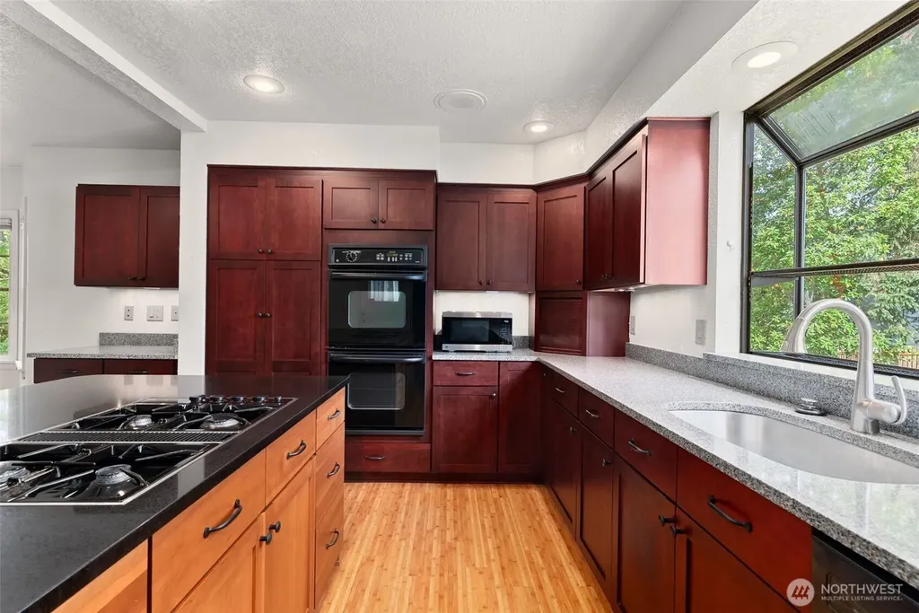 8123 Veterans Drive SW Lakewood WA 98498