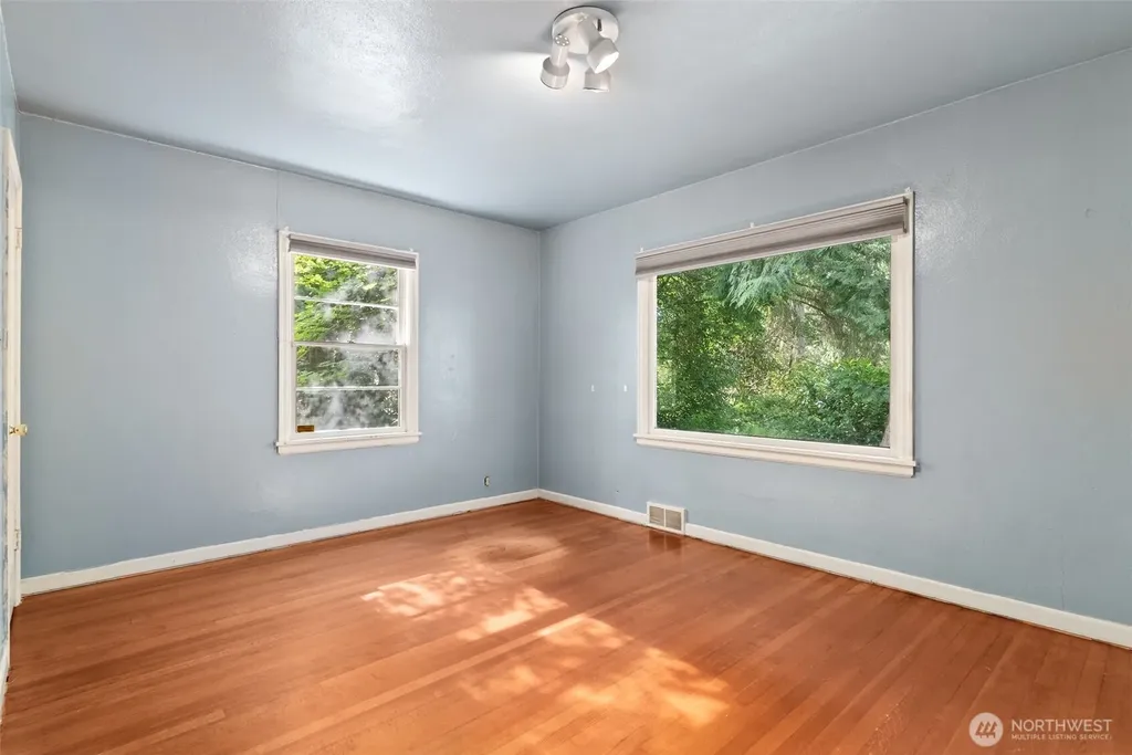 8123 Veterans Drive SW Lakewood WA 98498