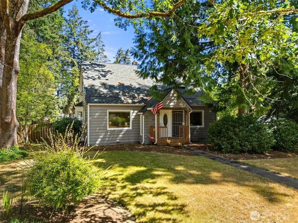 8123 Veterans Drive SW Lakewood WA 98498