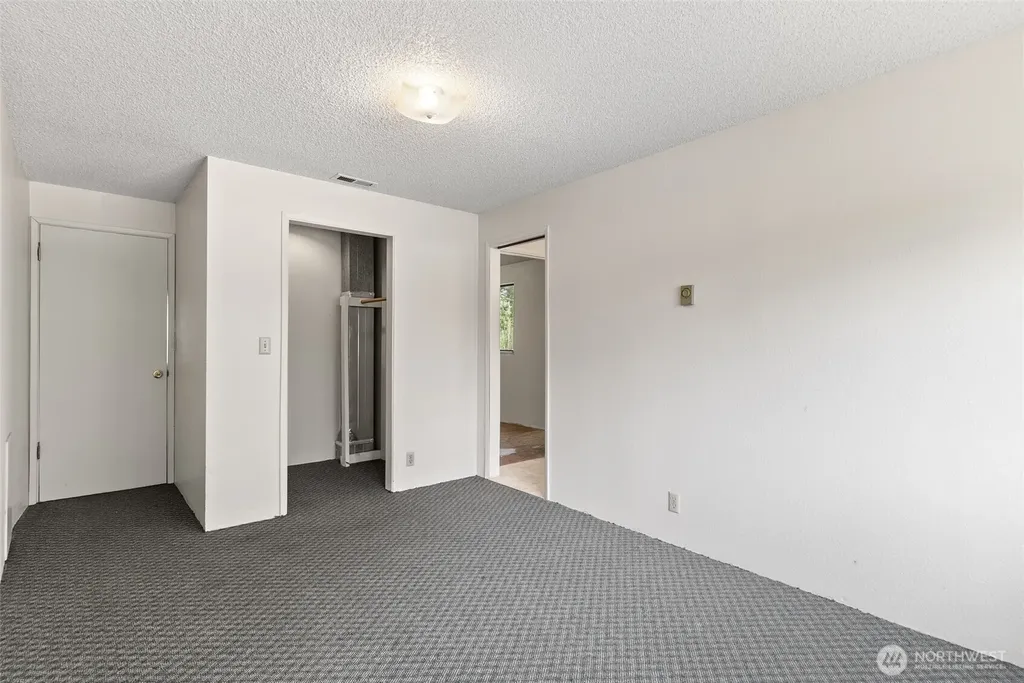 8123 Veterans Drive SW Lakewood WA 98498