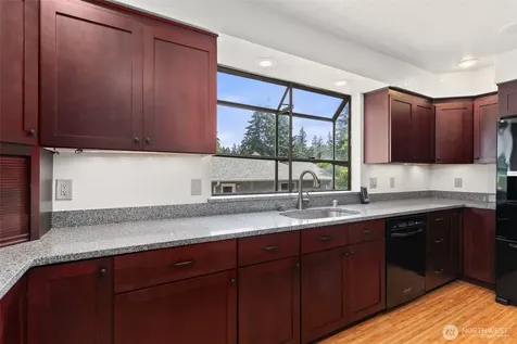 8123 Veterans Drive SW Lakewood WA 98498