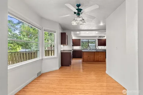 8123 Veterans Drive SW Lakewood WA 98498