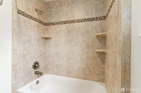 8123 Veterans Drive SW Lakewood WA 98498