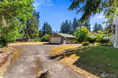 8123 Veterans Drive SW Lakewood WA 98498