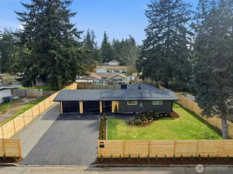 8102 Oakridge Drive SW Lakewood WA 98498