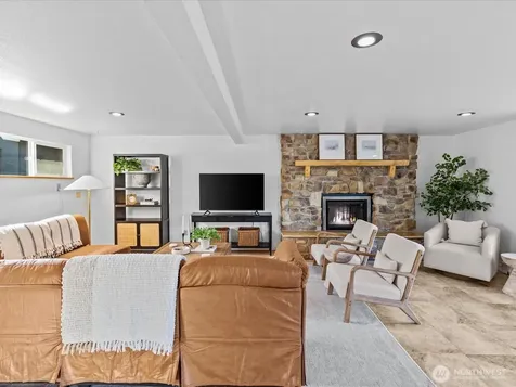 23970 N West View Road Mount Vernon WA 98274
