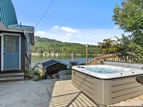 23970 N West View Road Mount Vernon WA 98274