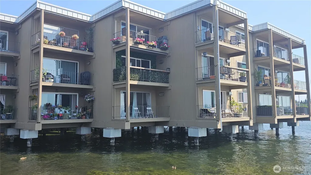 65 Kirkland Avenue Kirkland WA 98033